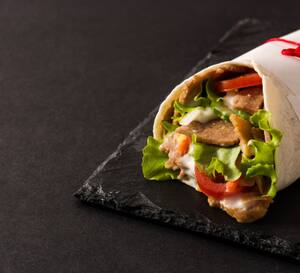 The Most Authentic Shawarma In Lahore Bait Ul Shawarma Youtube